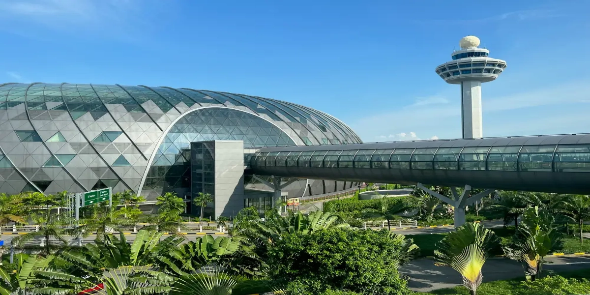 Singapore Changi Airport (SIN)