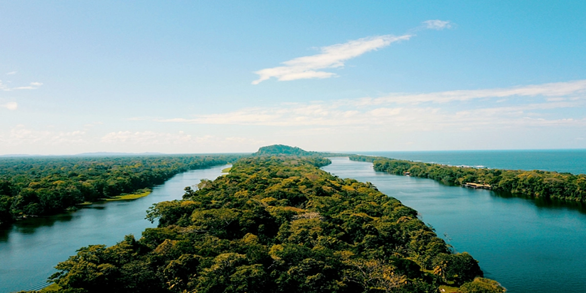 Amazing Places to visit in January 5 Costa Rica