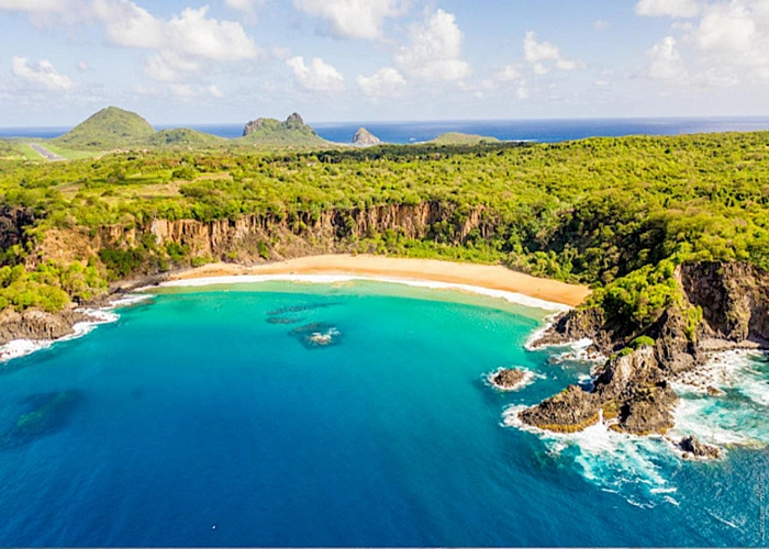 Best Beaches In The World 2 Baia do Sancho, Brazil