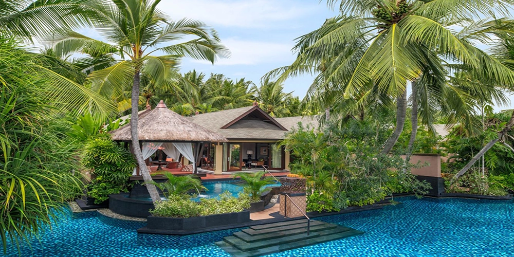 St. Regis Hotels & Resorts: A Legacy of Luxury 6 The St. Regis Bali